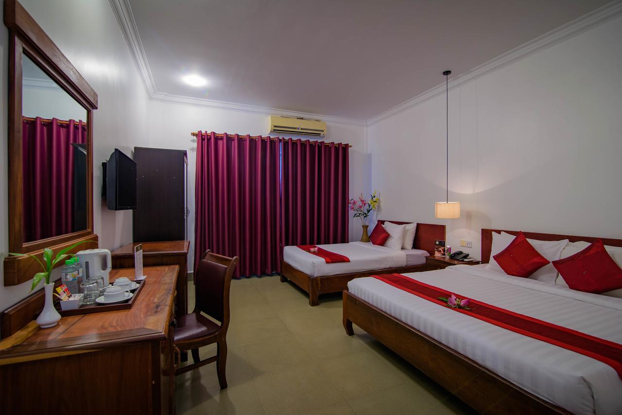 Mekong Angkor Deluxe Hotel Siem Reap Room photo
